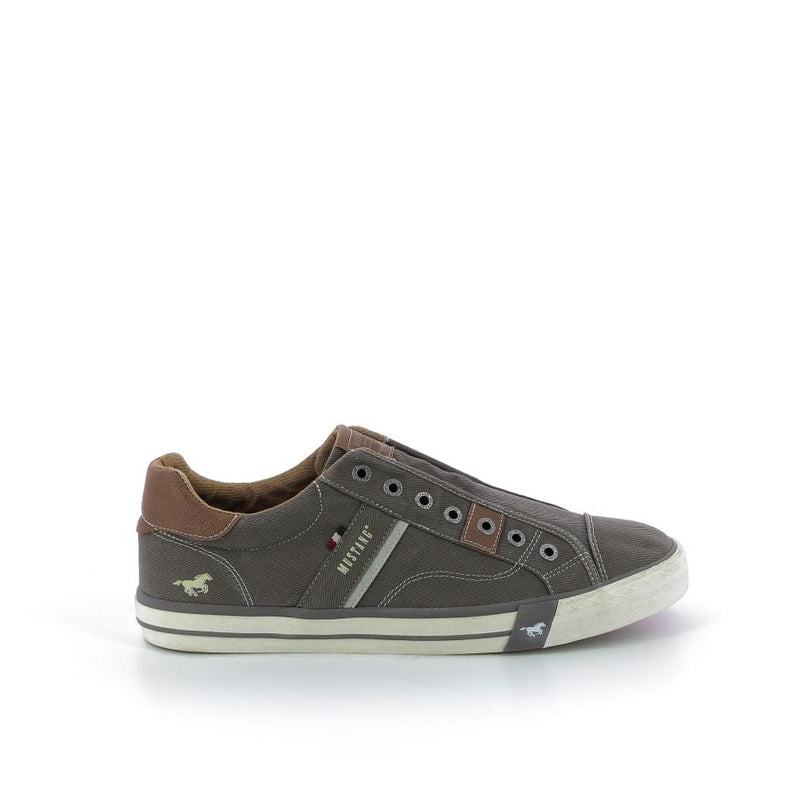 MUSTANG Sneakers