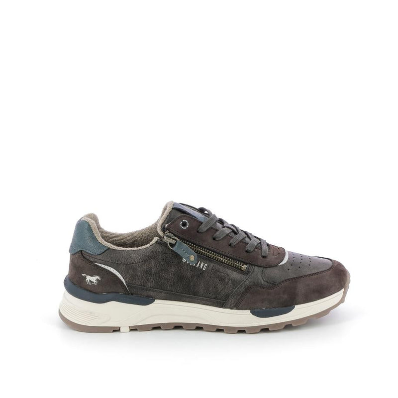MUSTANG Sneakers