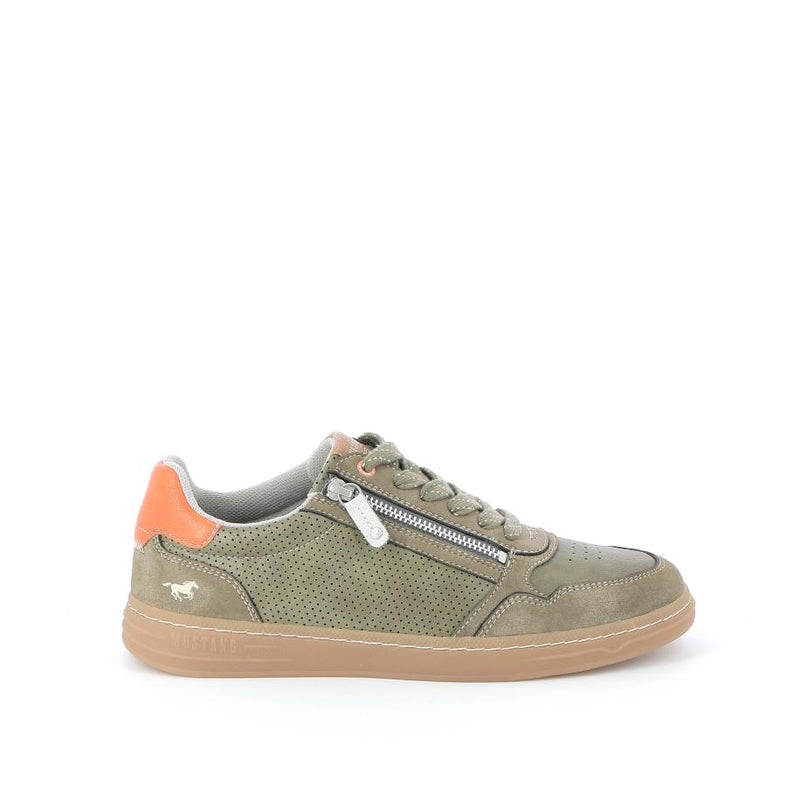 MUSTANG Sneakers