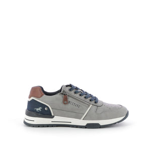 MUSTANG Sneakers