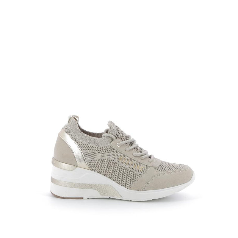 MUSTANG Sneakers