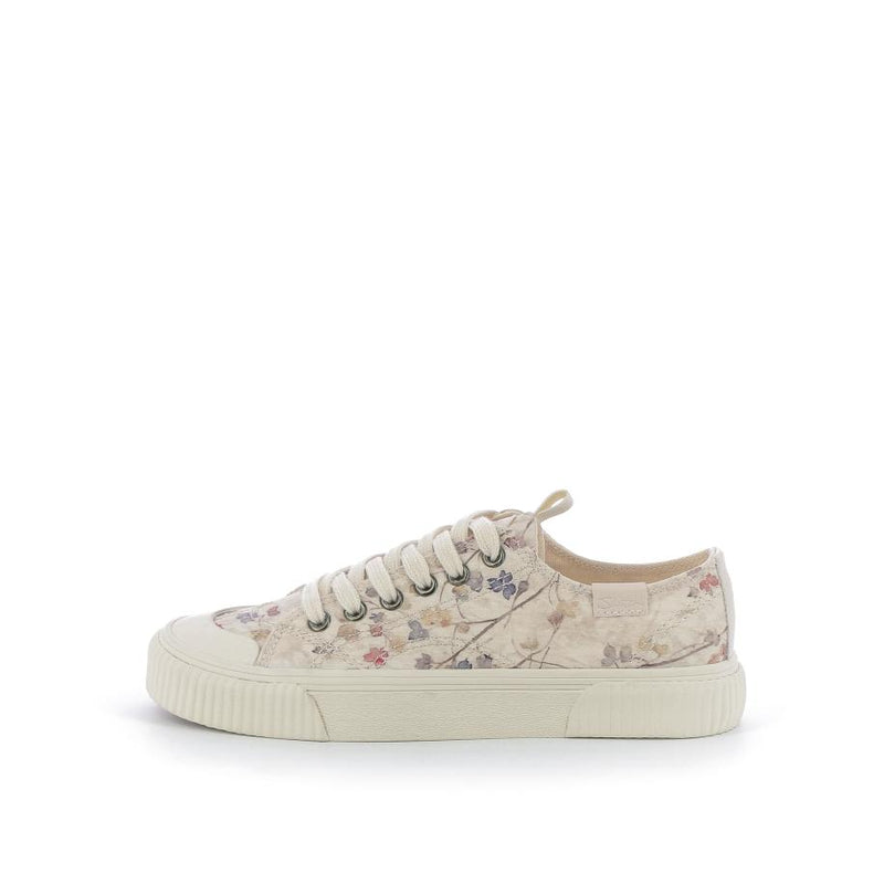 REVENGE Sneakers