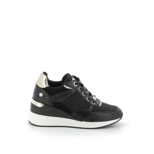 XTI Sneakers