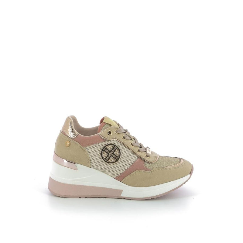 XTI Sneakers