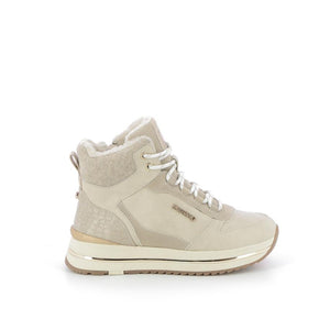 MUSTANG Sneakers