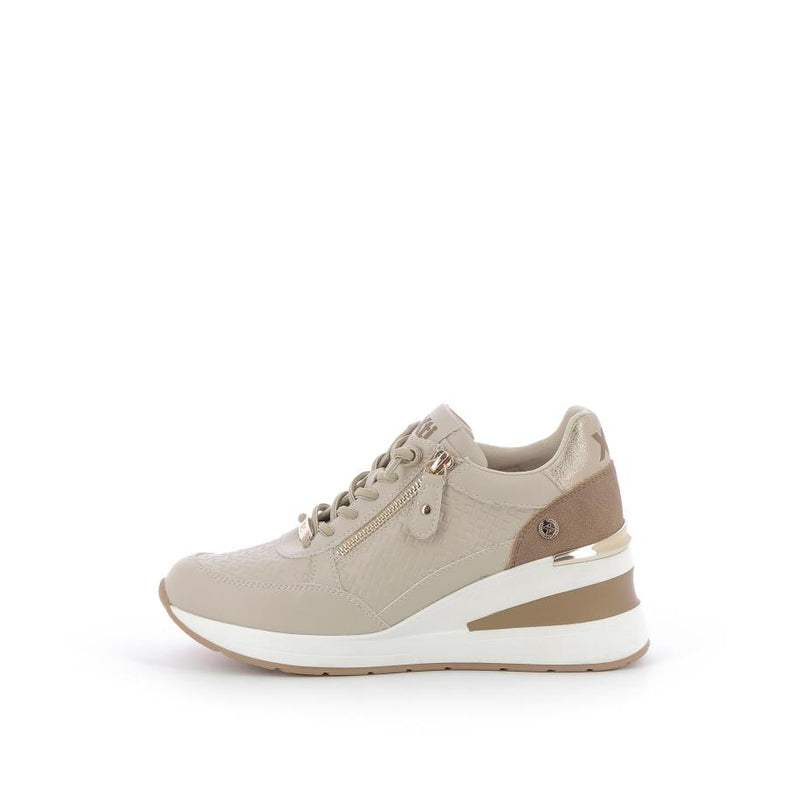 XTI Sneakers