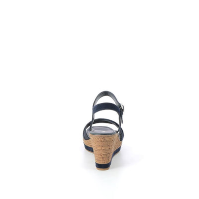  | 374XM032