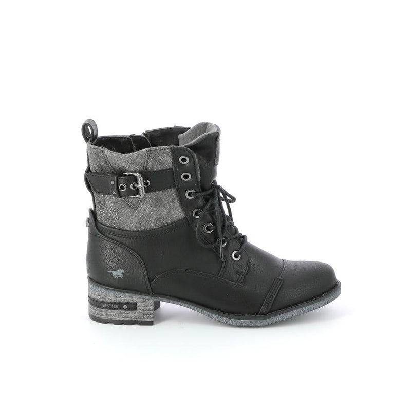 MUSTANG Boots