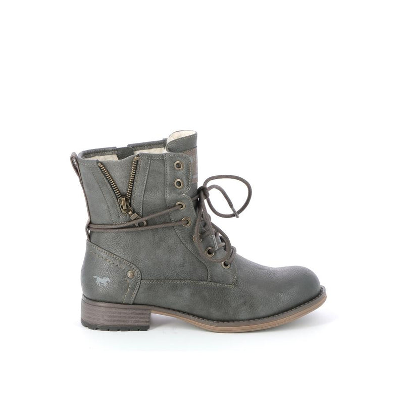 MUSTANG Boots