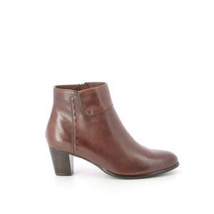 REGARDE LE CIEL Boots & bottines