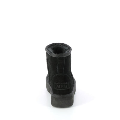  | 471XM011