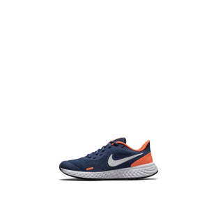 NIKE REVOLUTION 5