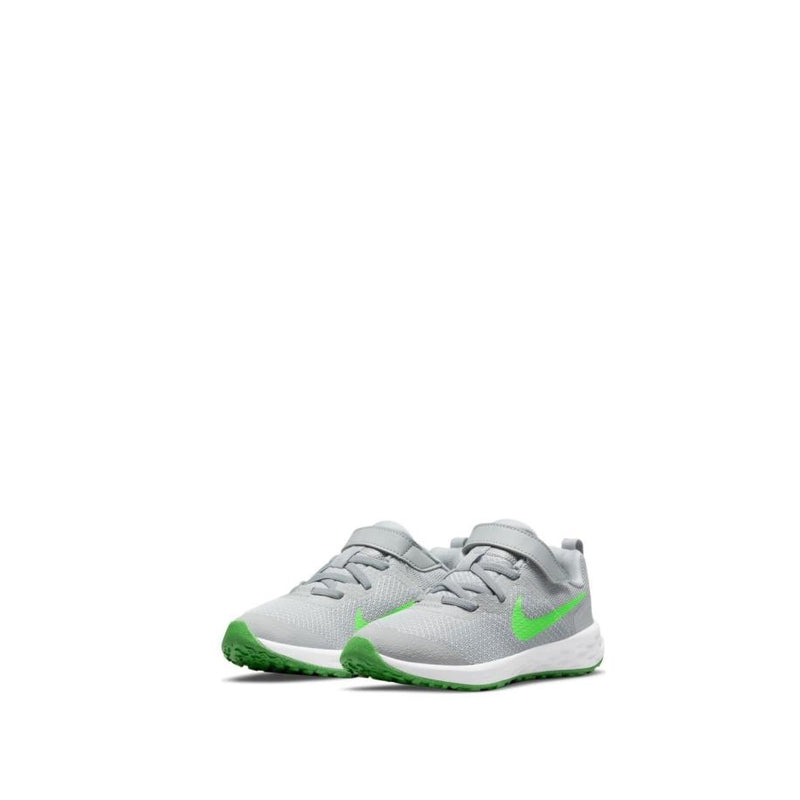 NIKE REVOLUTION 6