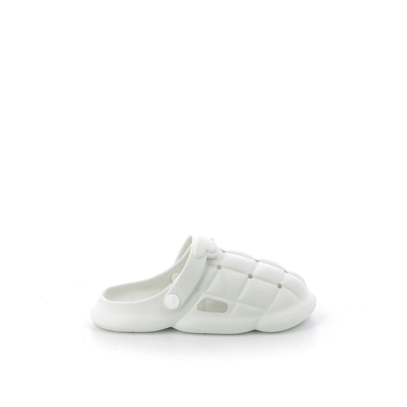 BAY WEST slippers
