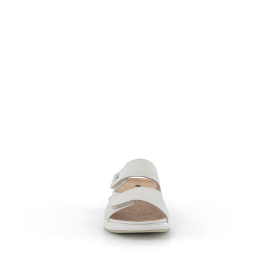  | 822XS2Y8